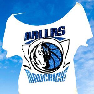 Dallas Maverick White Rawedge  Dolman Top with Shiny Lettering. Size Med